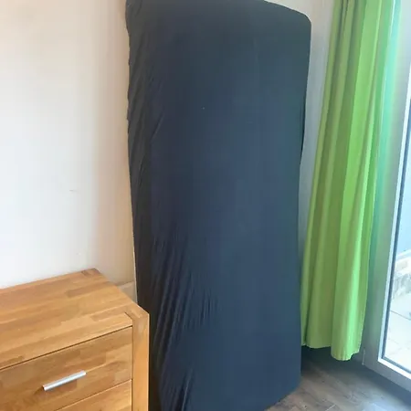 Luxurious , Next To University& Wifi, Free Parking, Bed&matress 아파트 레겐스부르크