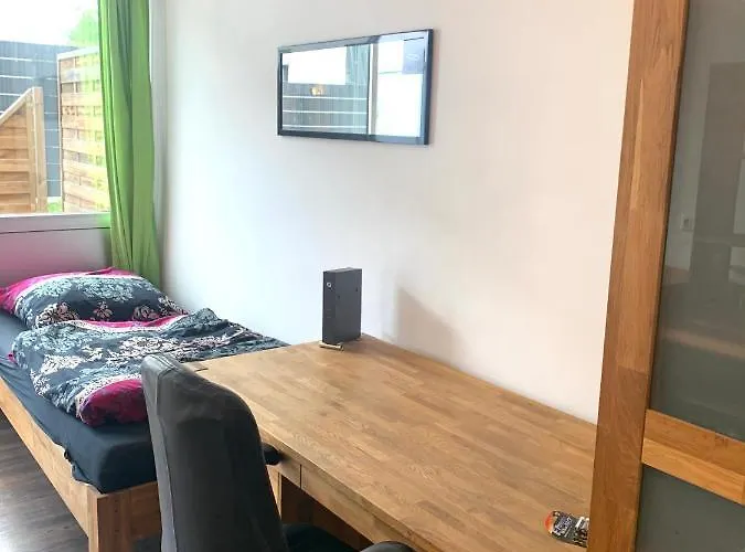 Luxurious , Next To University& Wifi, Free Parking, Bed&matress Регенсбург